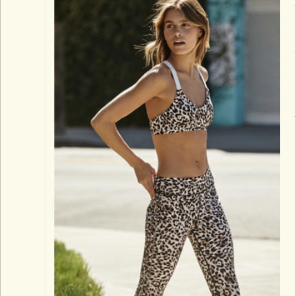 The upside Water Leopard Bra   STRETCH SPORTS BRA
